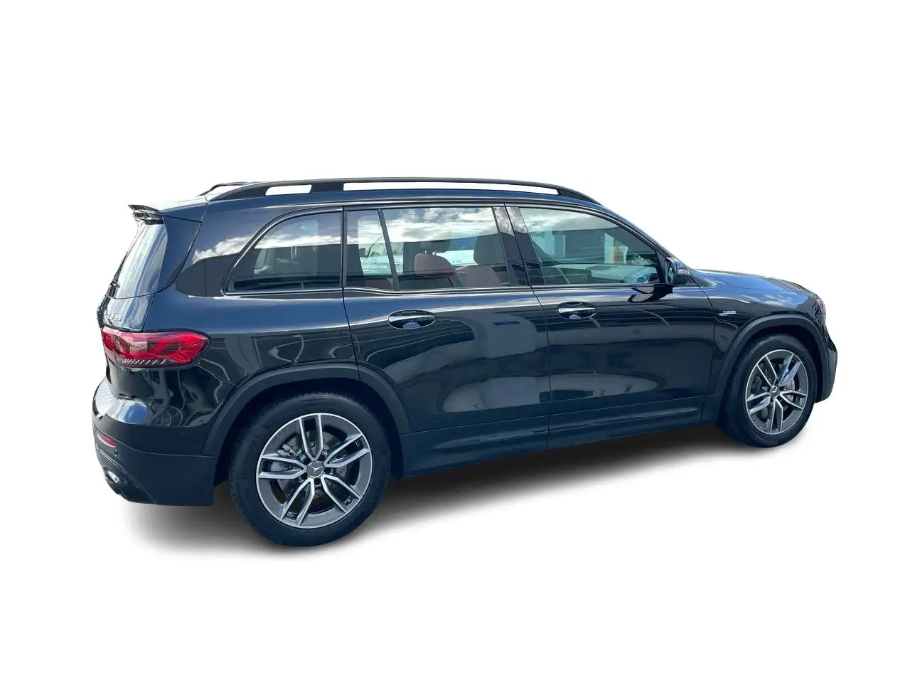 Mercedes-Benz GLB - Image 15