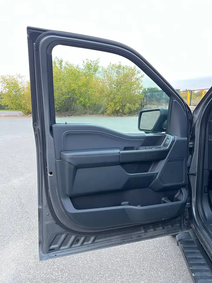 Ford F-150 - Image 16