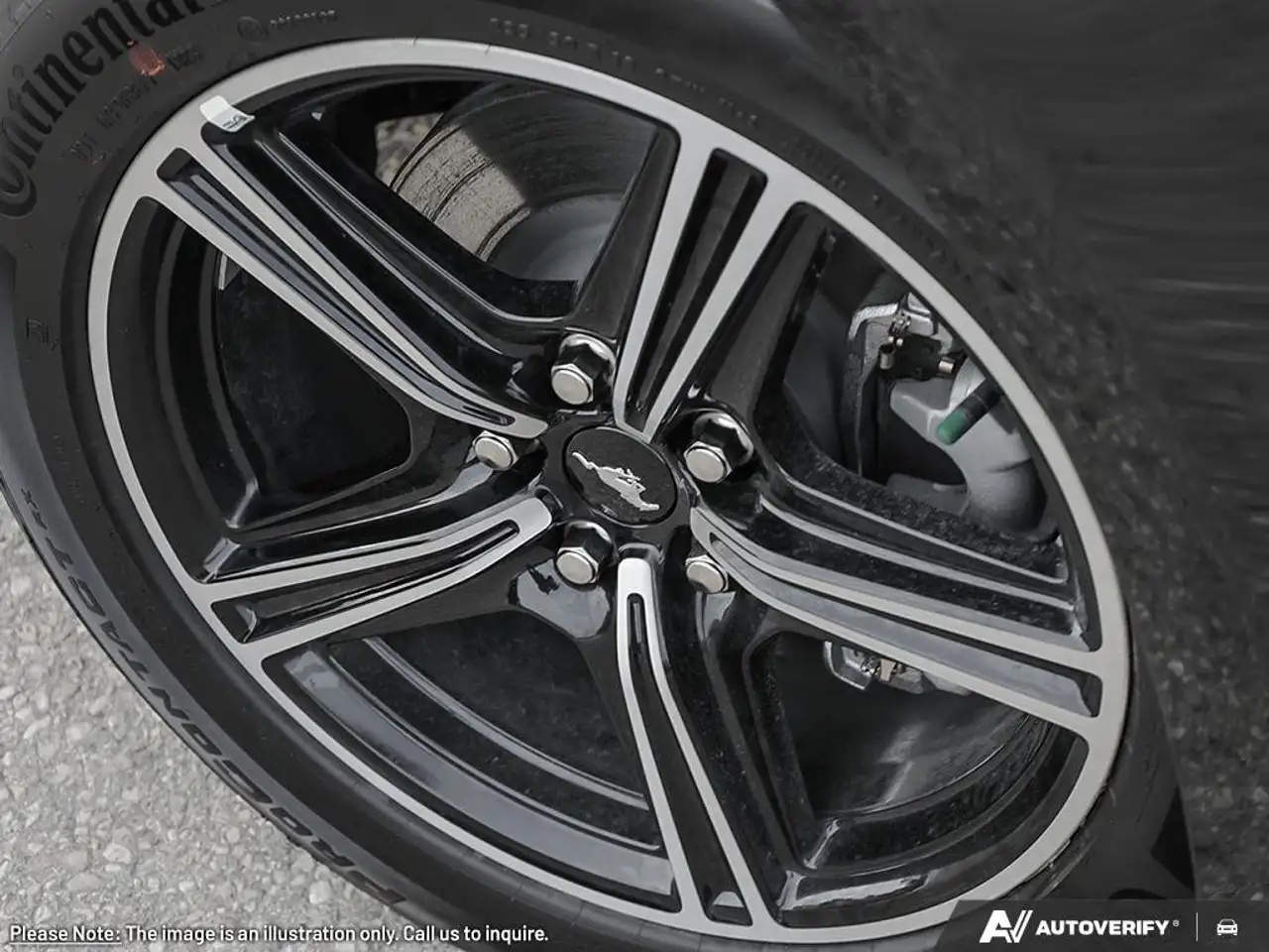 Ford Mustang - Image 10