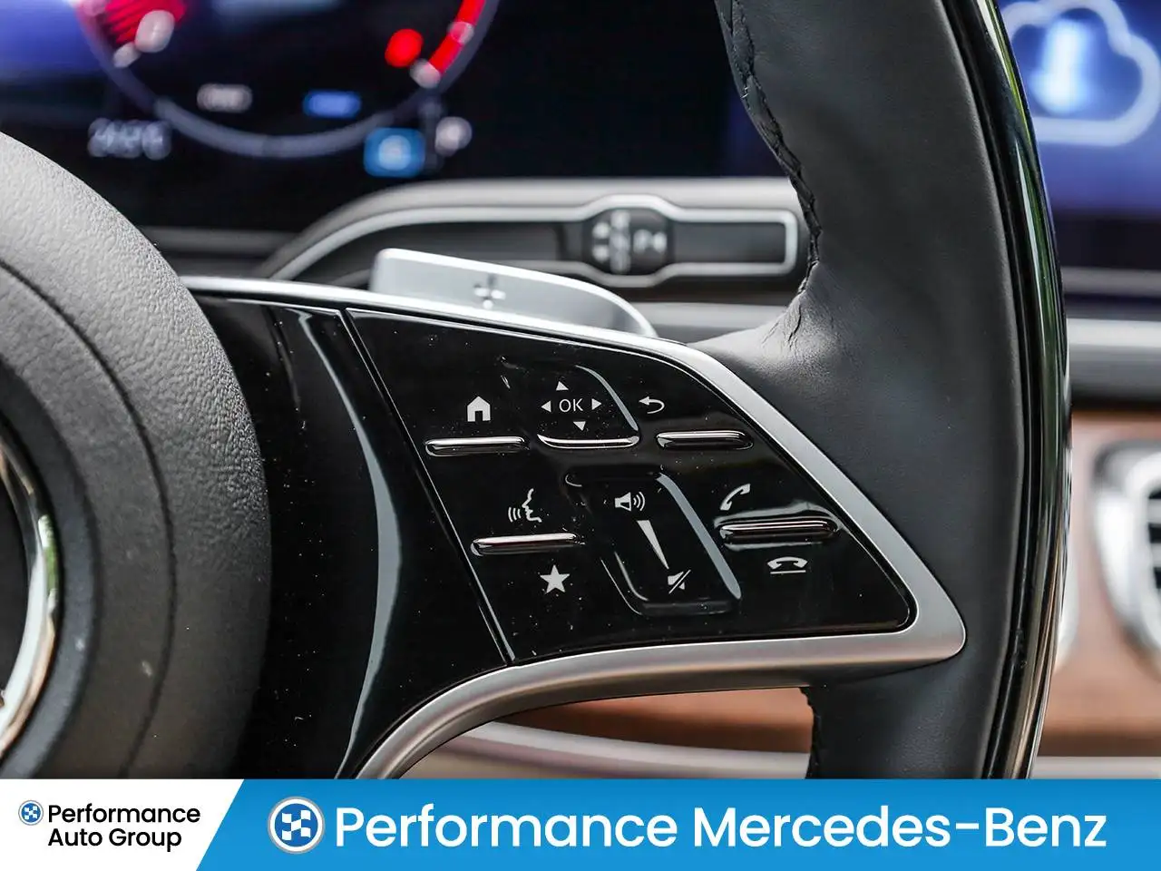 Mercedes-Benz GLE - Image 21