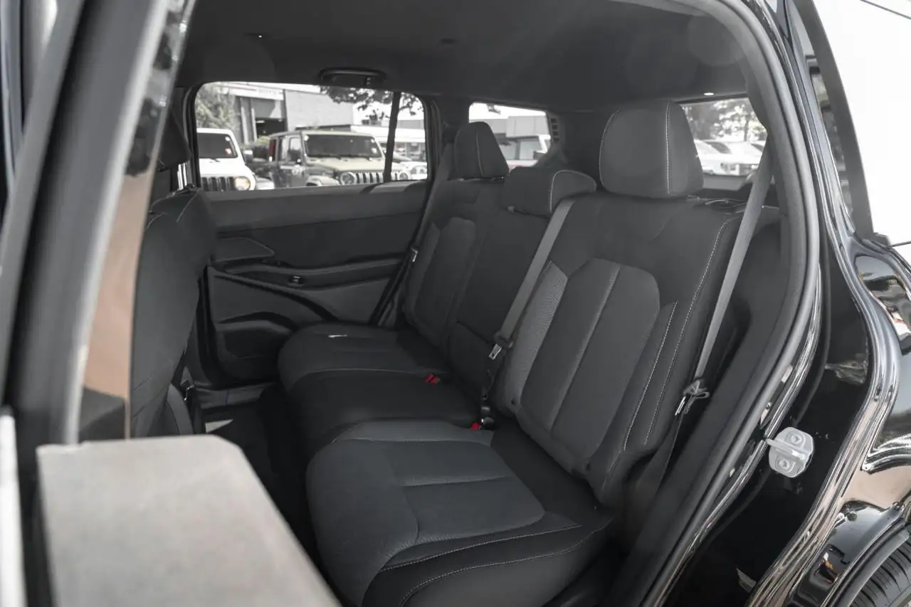 Jeep Cherokee - Image 12