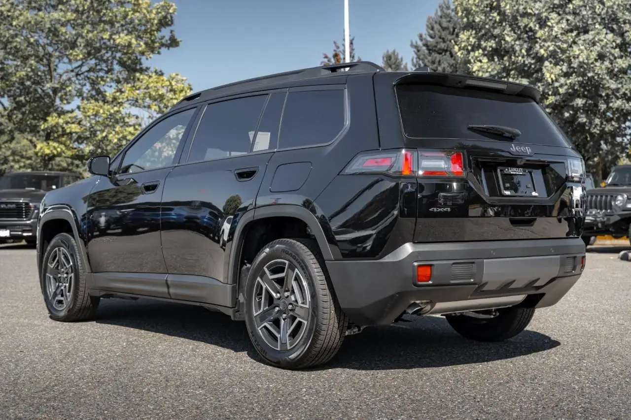 Jeep Cherokee - Image 6