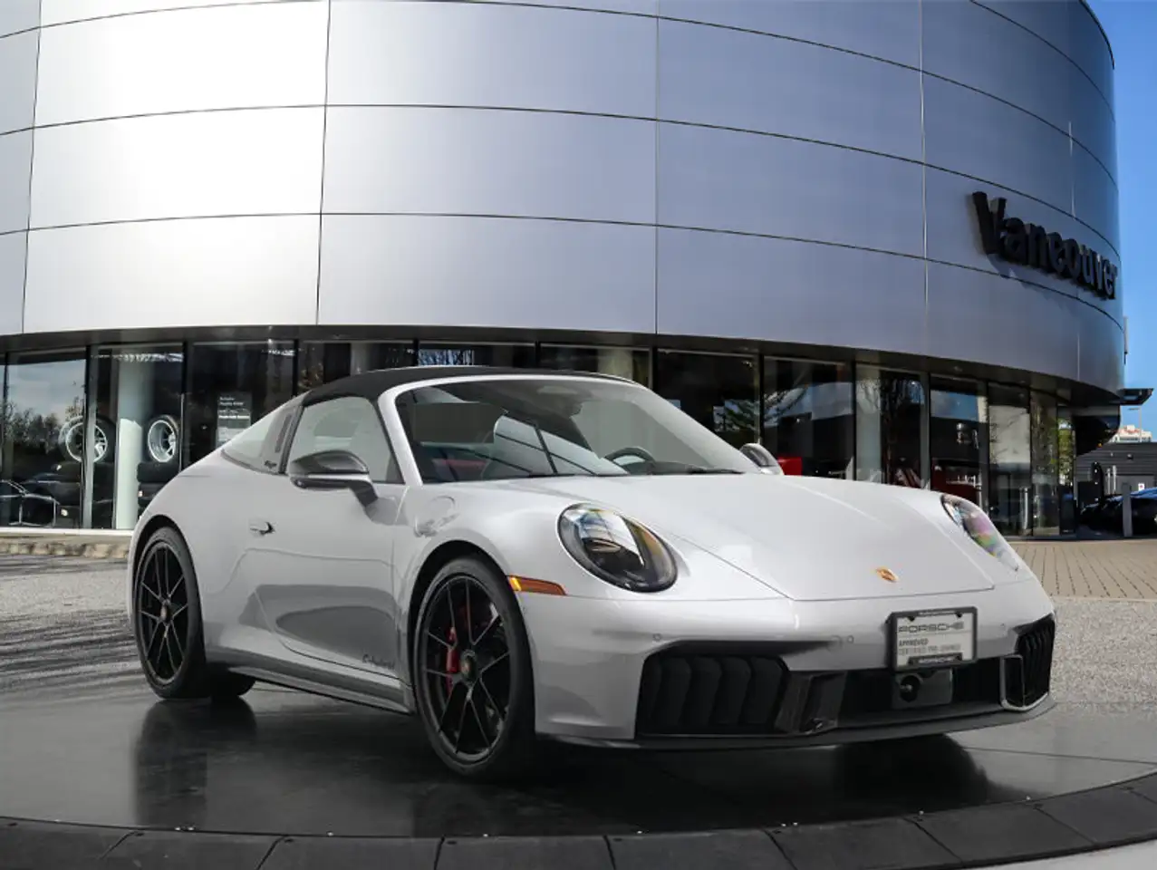 Porsche 911 - Image 13
