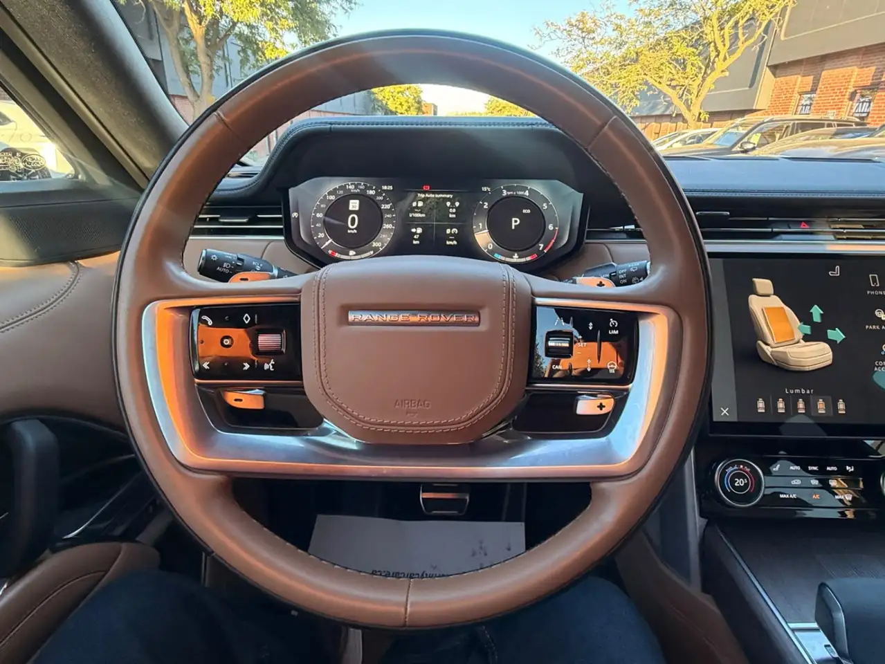 Land Rover Range Rover - Image 10