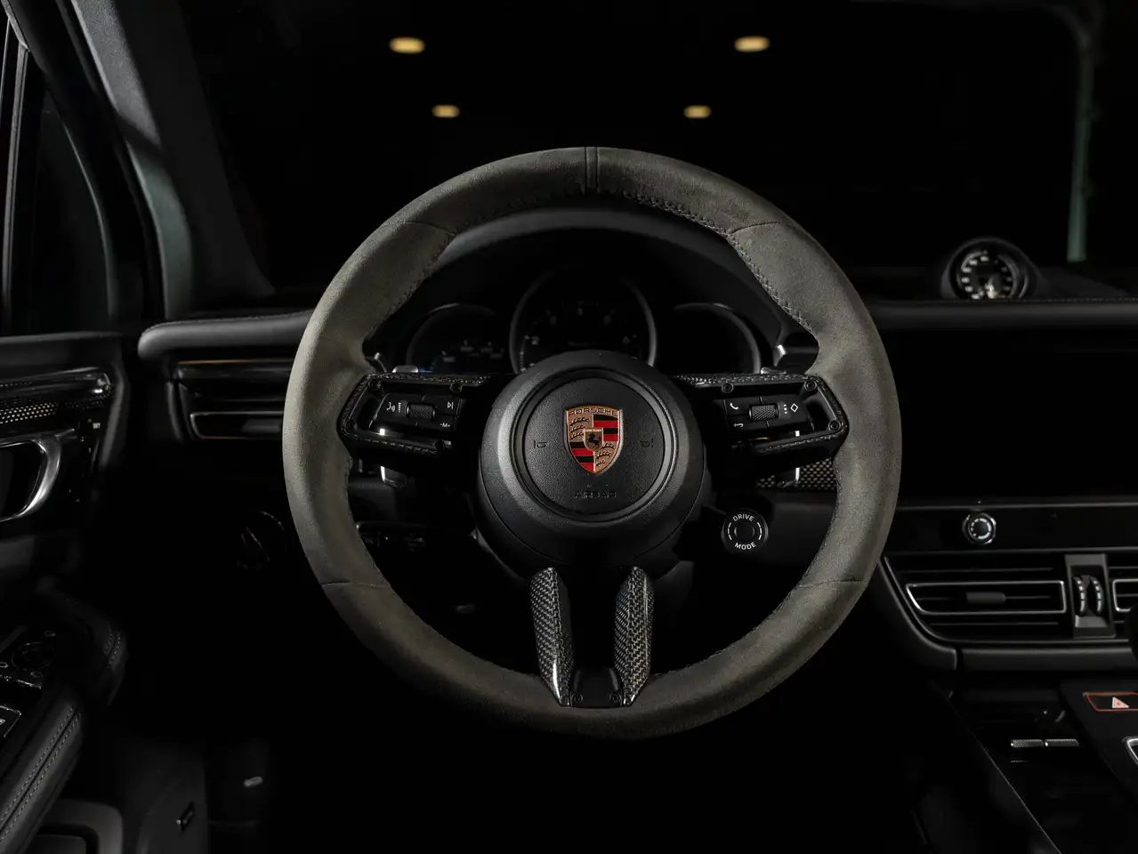 Porsche Macan - Image 14