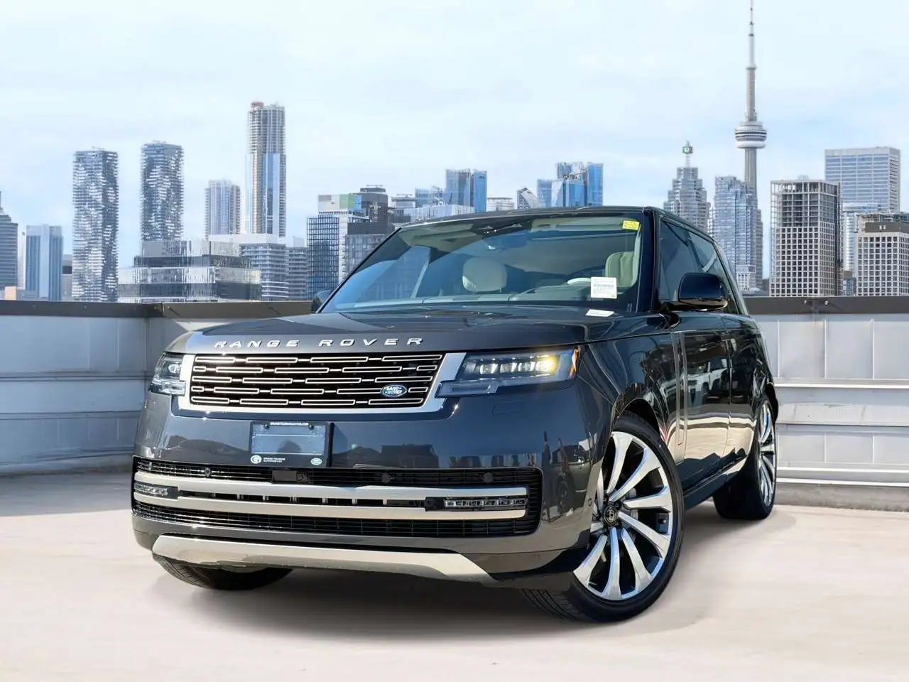 Land Rover Range Rover - Image 1