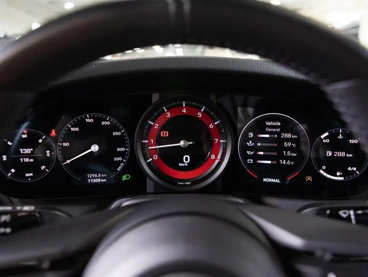 Porsche 911 - Image 18