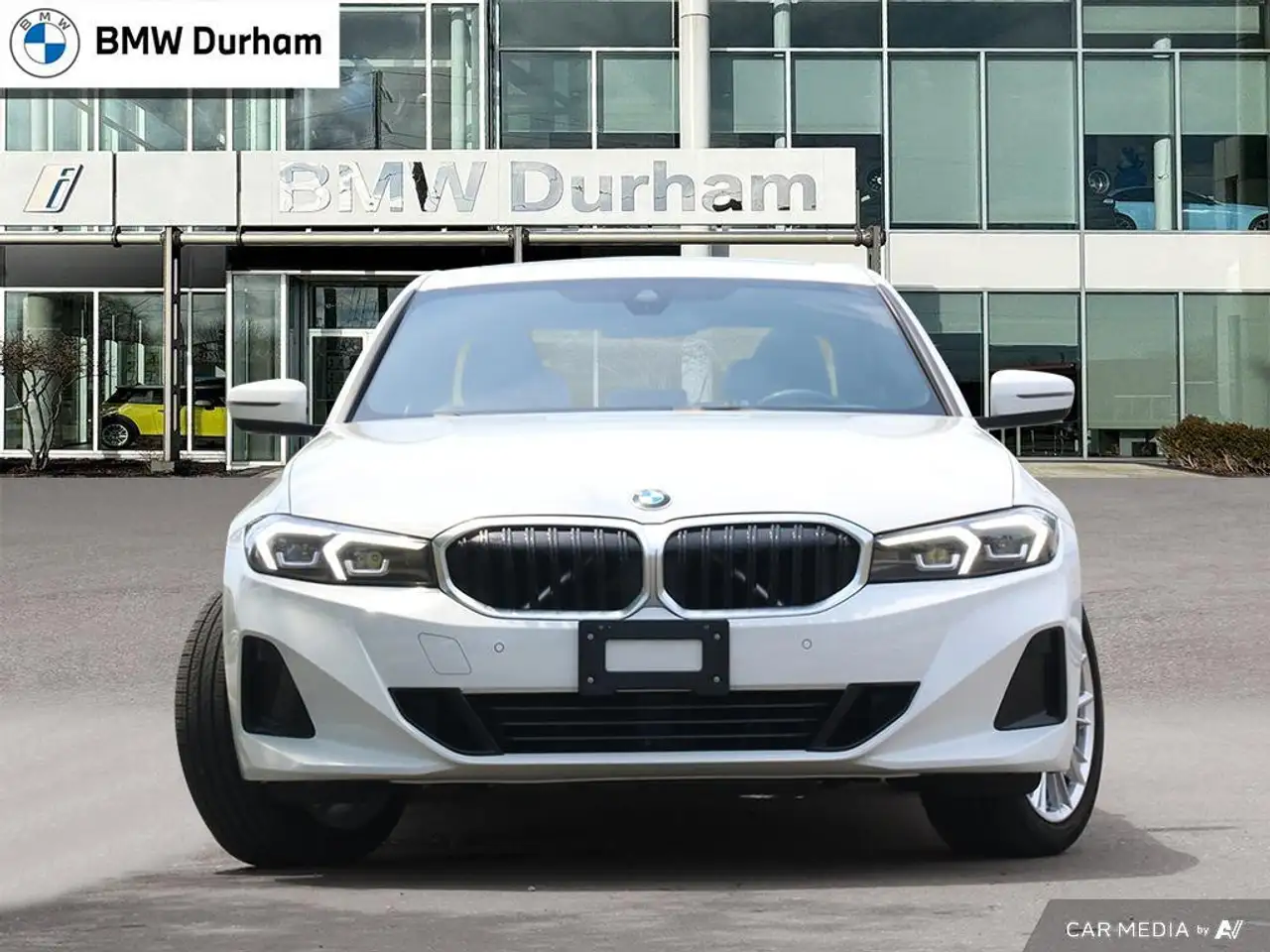 BMW 3 Series - Image 2