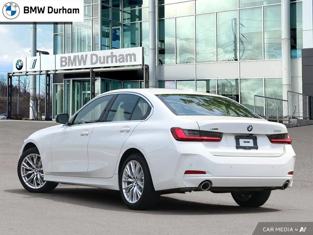BMW 3 Series - Image 4