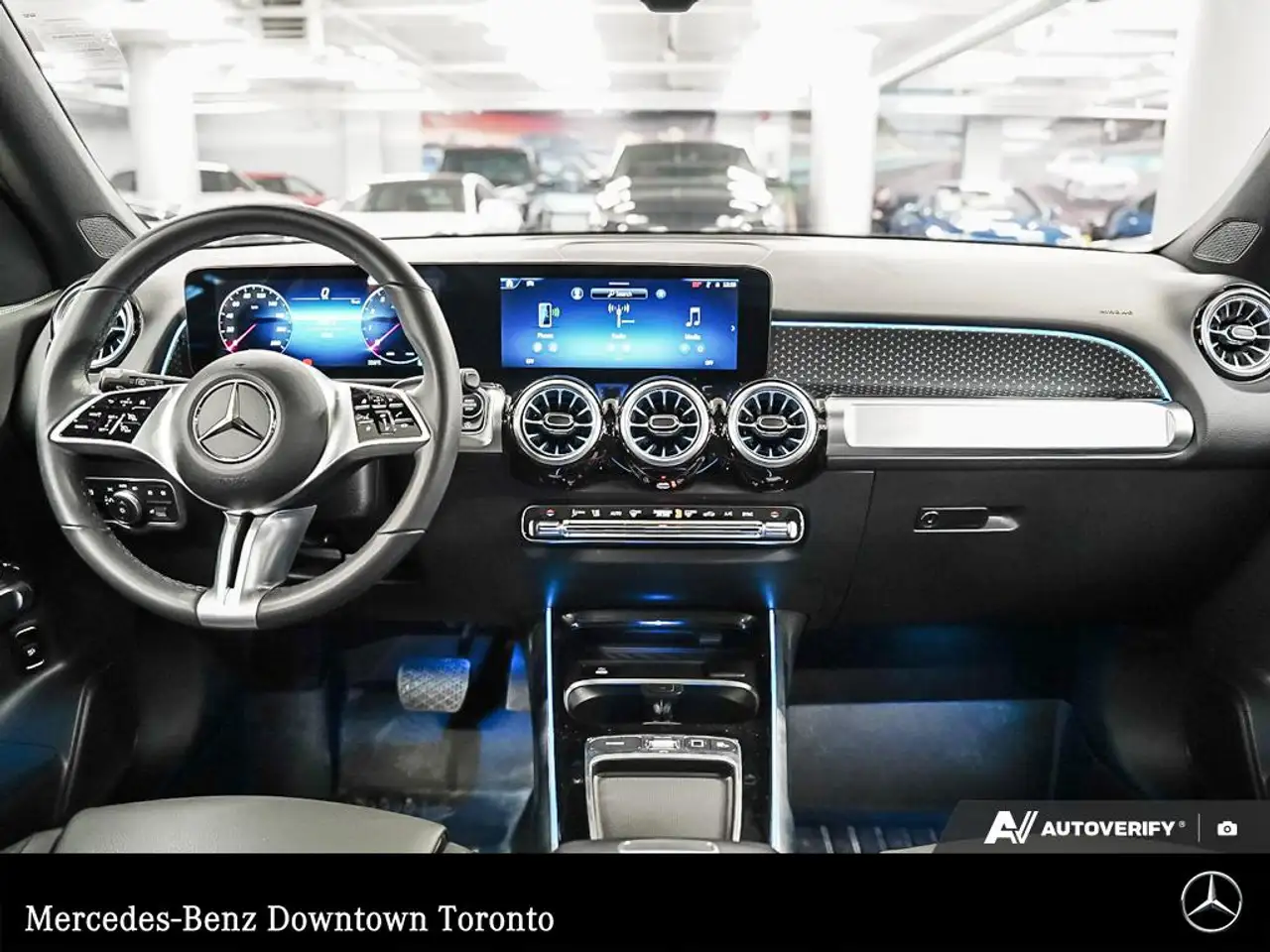 Mercedes-Benz GLB - Image 18