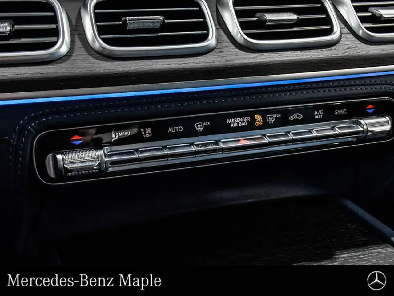 Mercedes-Benz GLE - Image 17
