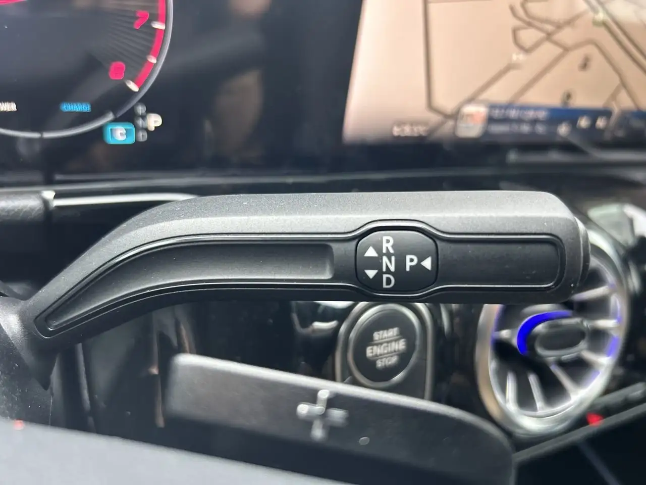 Mercedes-Benz GLA - Image 28