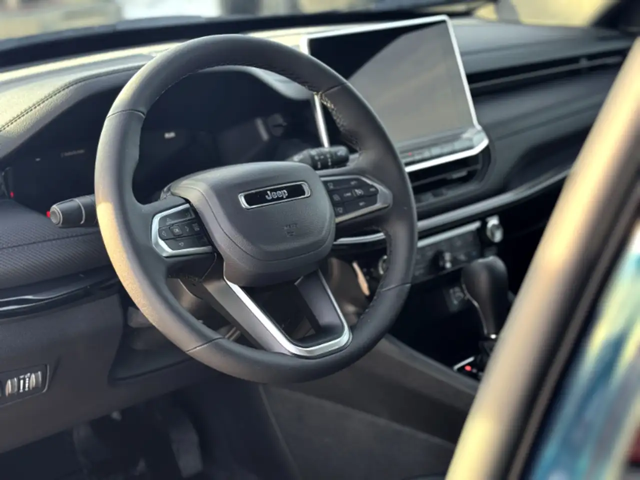 Jeep Compass - Image 11