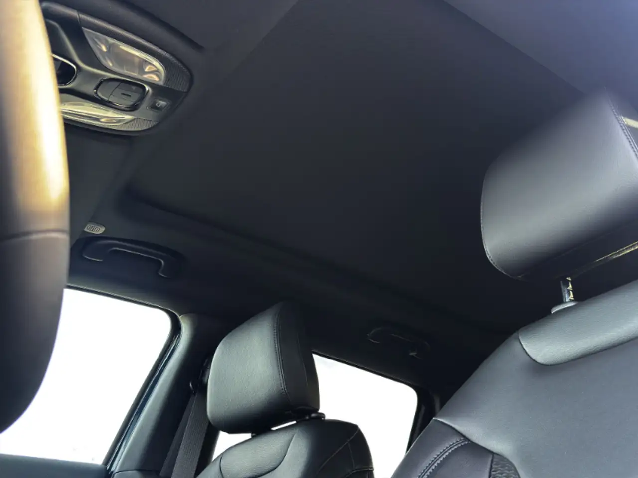 Jeep Compass - Image 10