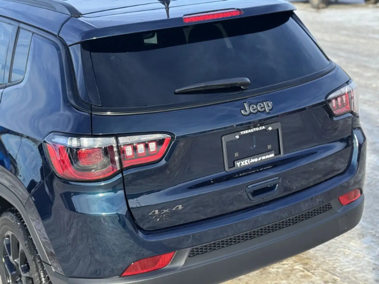 Jeep Compass - Image 28