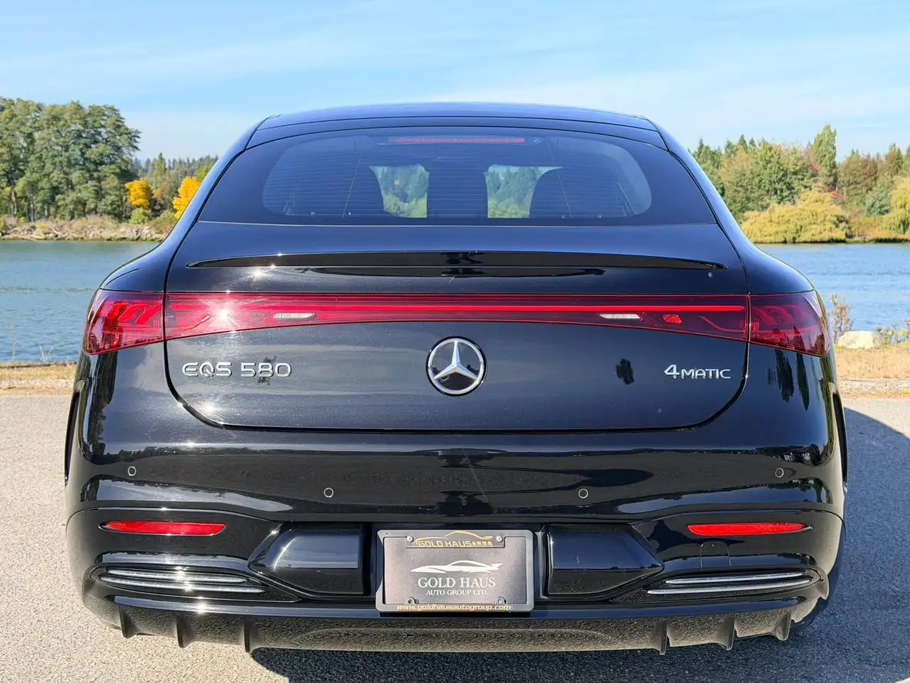 Mercedes-Benz EQS - Image 17