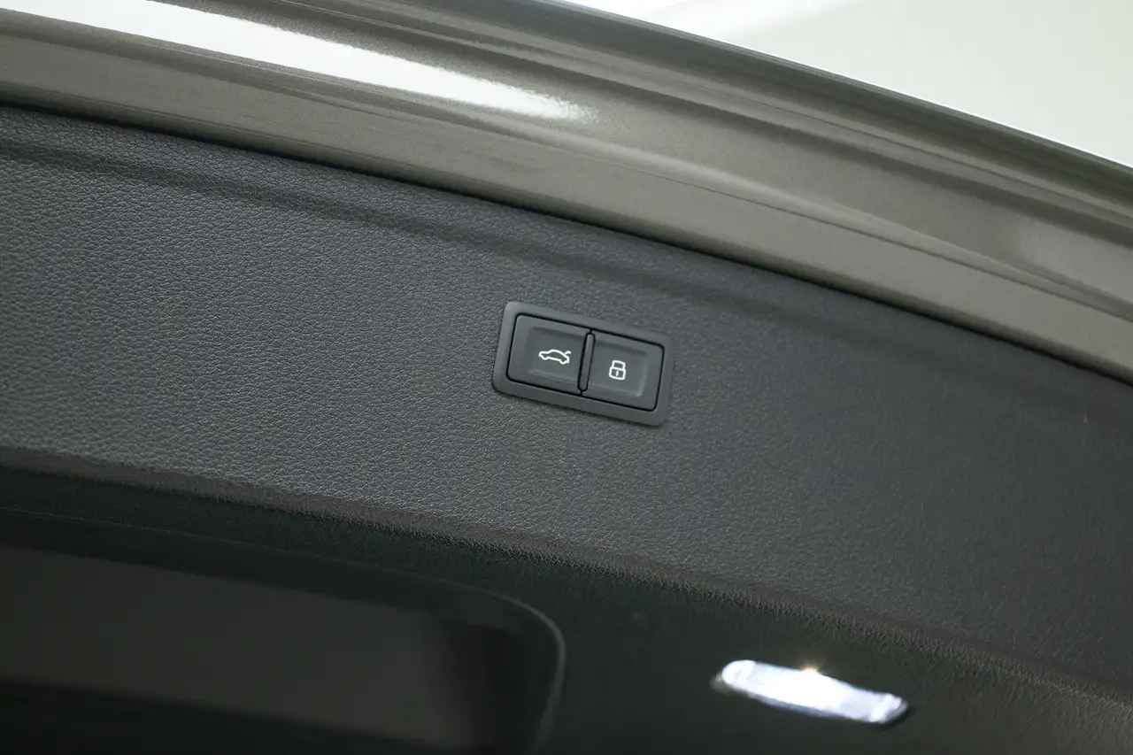 Audi Q5 - Image 11