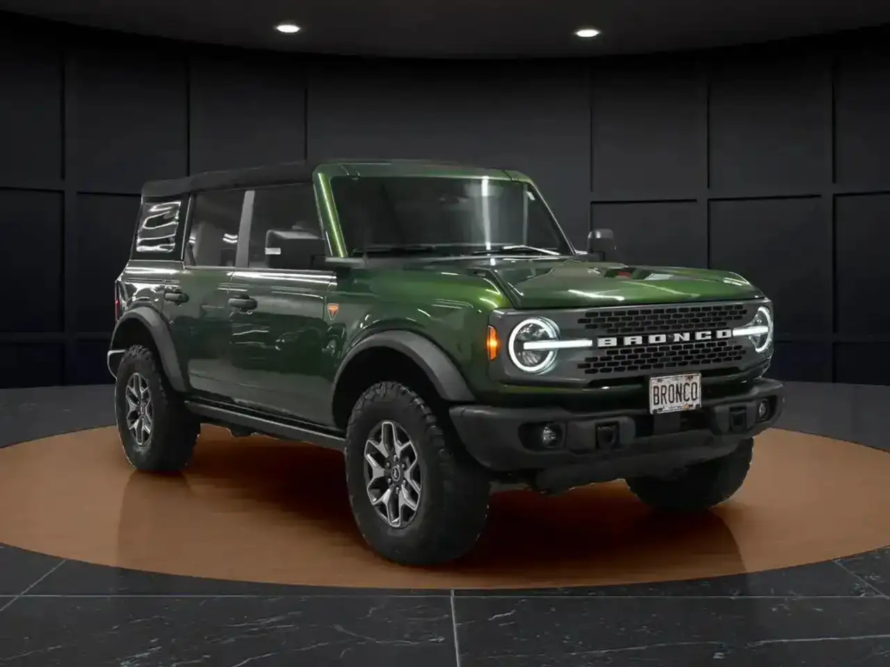 Ford Bronco - Image 5