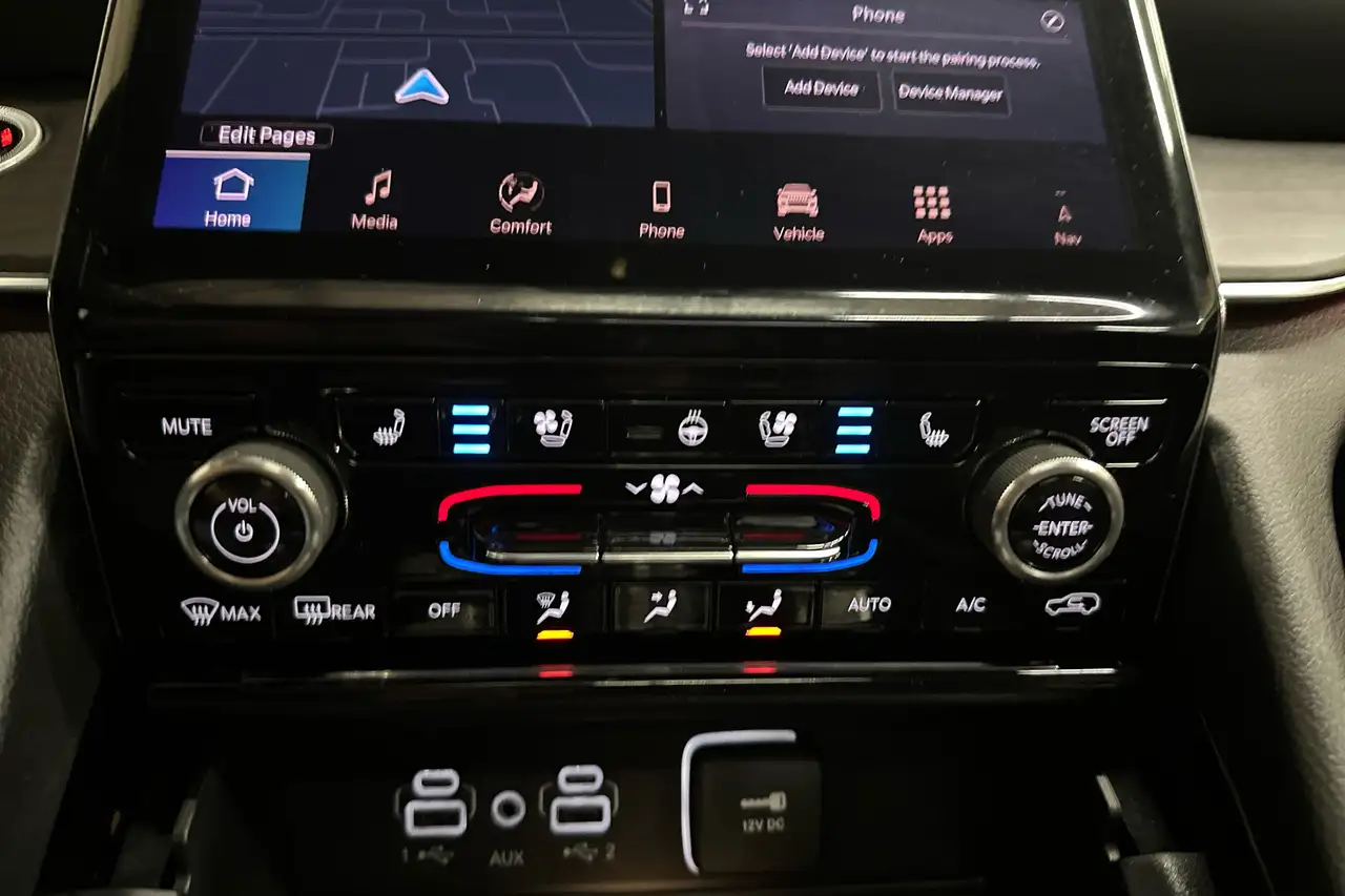 Jeep Grand Cherokee - Image 36