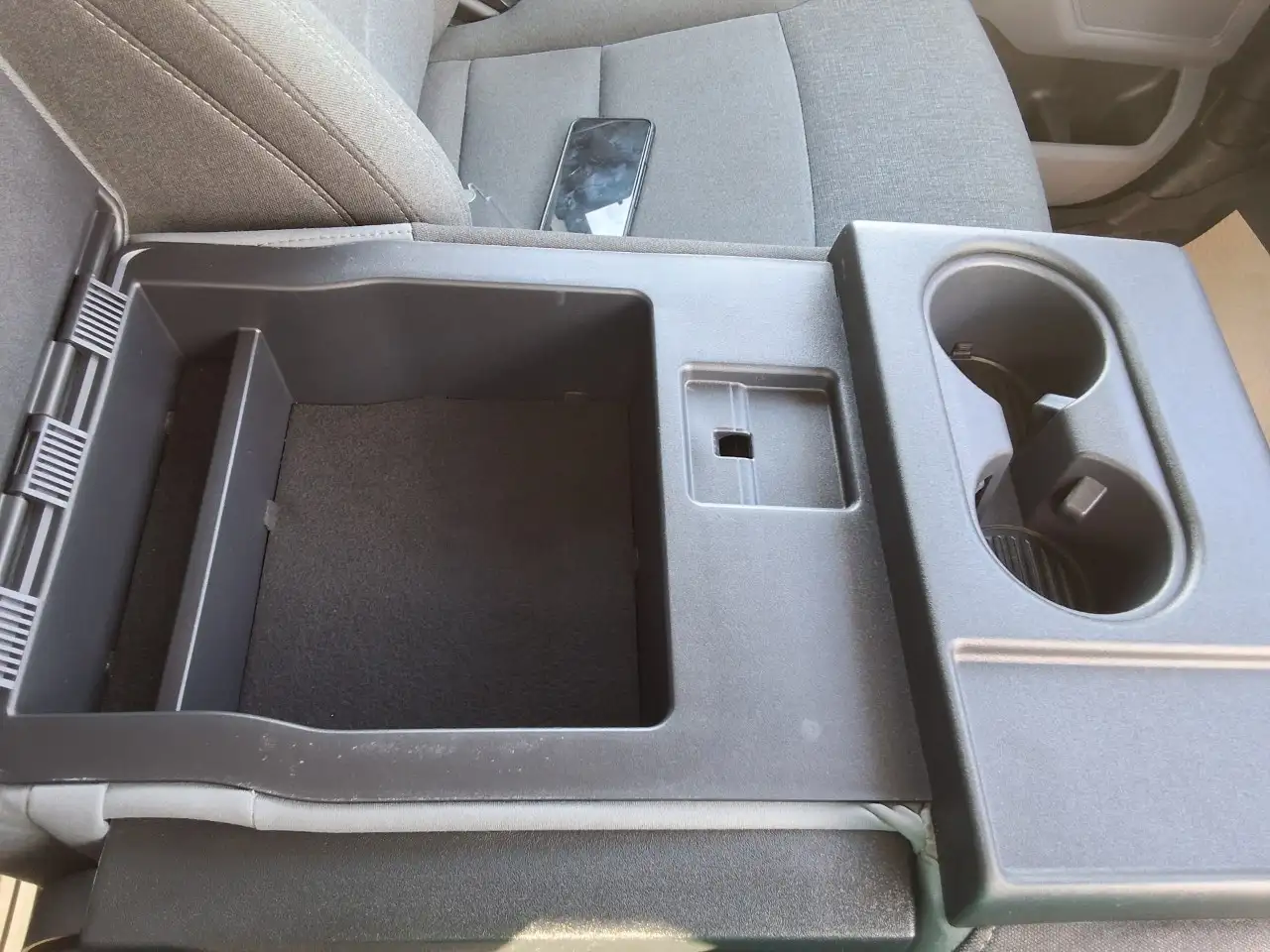 Ford F-150 - Image 26