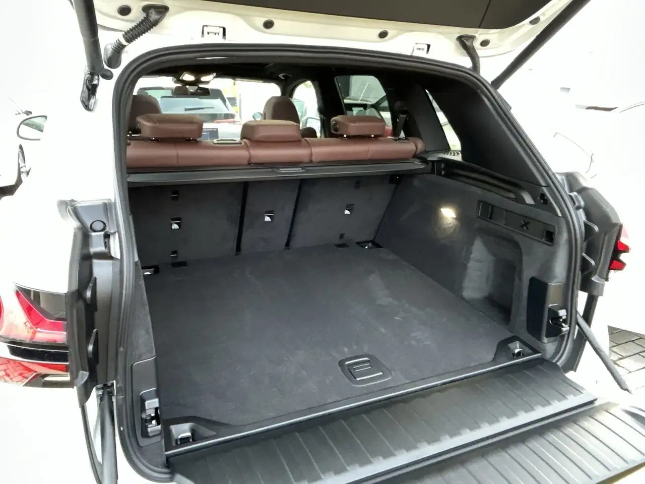 BMW X5 - Image 16