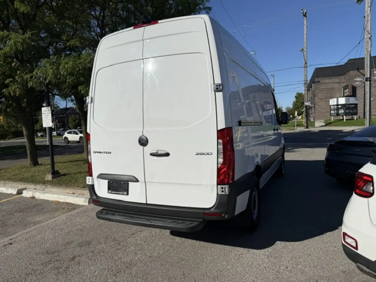 Mercedes-Benz Sprinter - Image 3