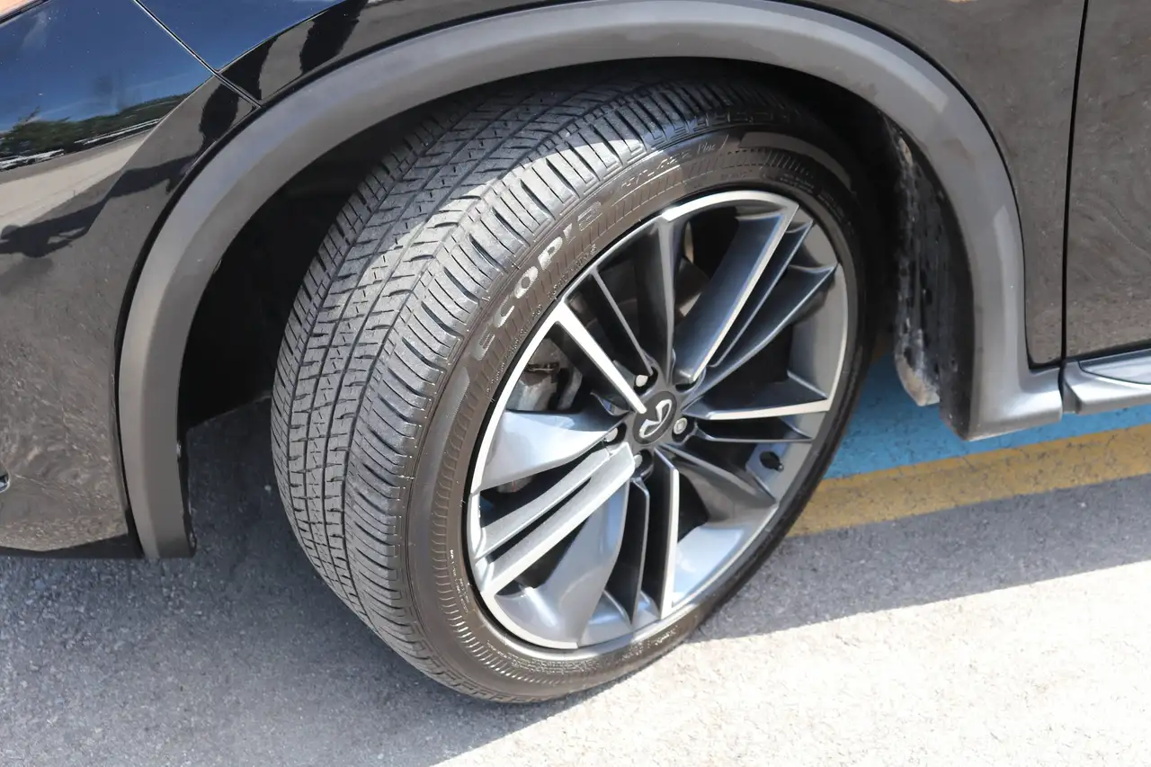 Infiniti QX50 - Image 11