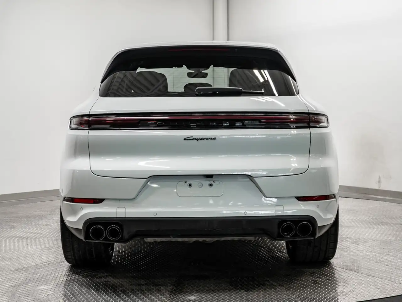 Porsche Cayenne - Image 4