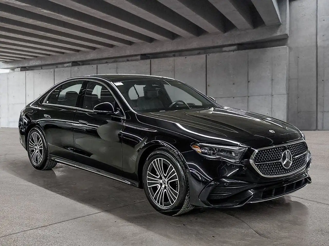 Mercedes-Benz E-Class - Image 7