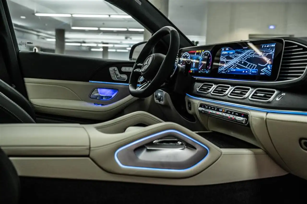Mercedes-Benz GLE - Image 17
