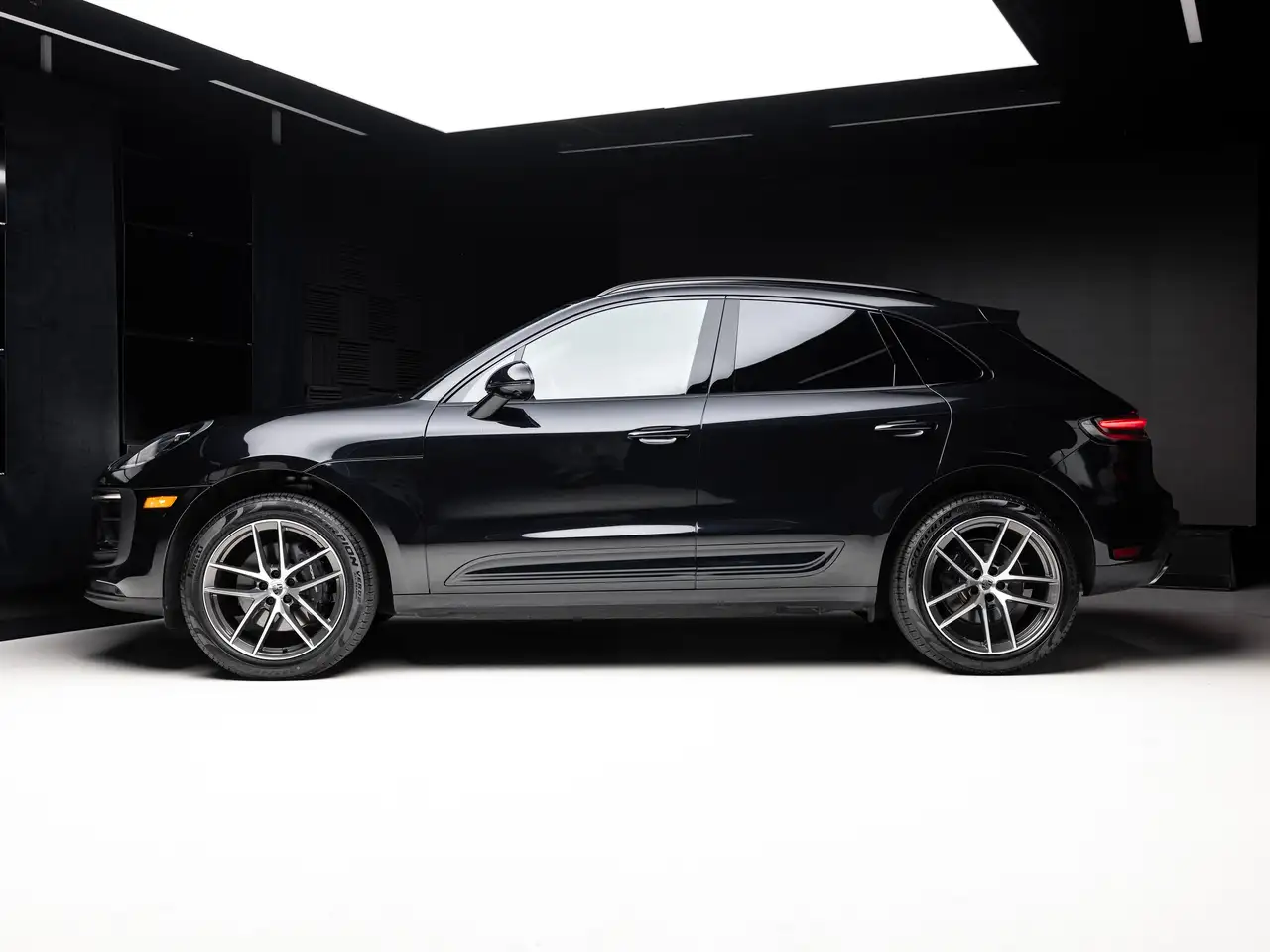 Porsche Macan - Image 8