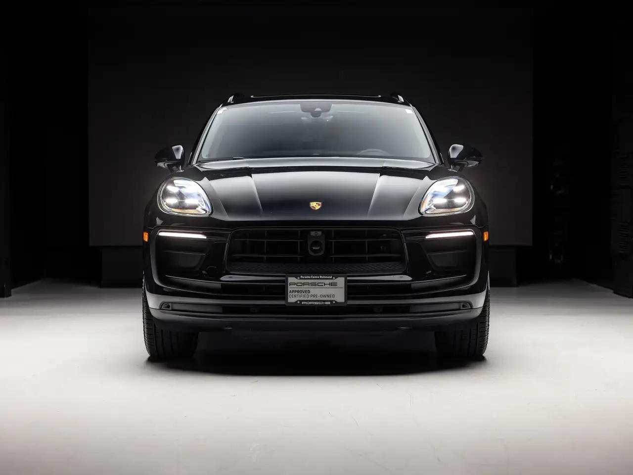 Porsche Macan - Image 2