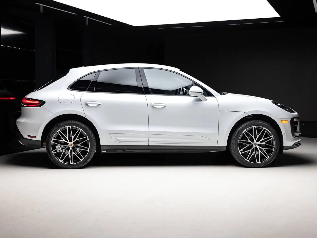 Porsche Macan - Image 4
