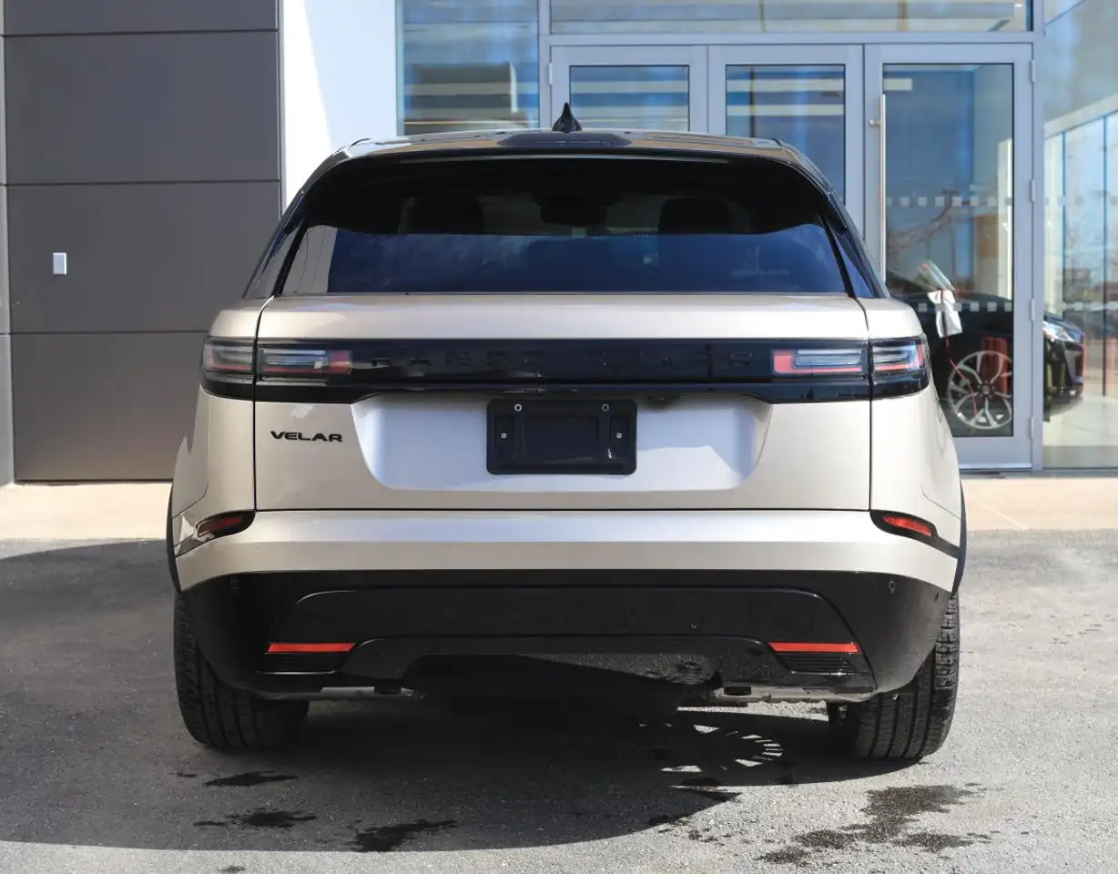 Land Rover Range Rover Velar - Image 10
