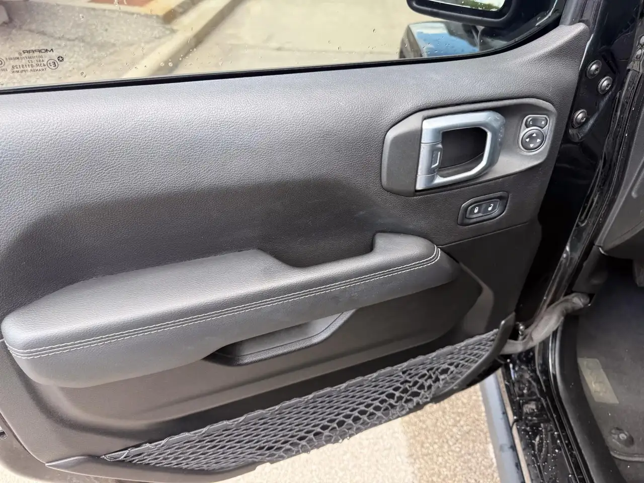 Jeep Wrangler - Image 20