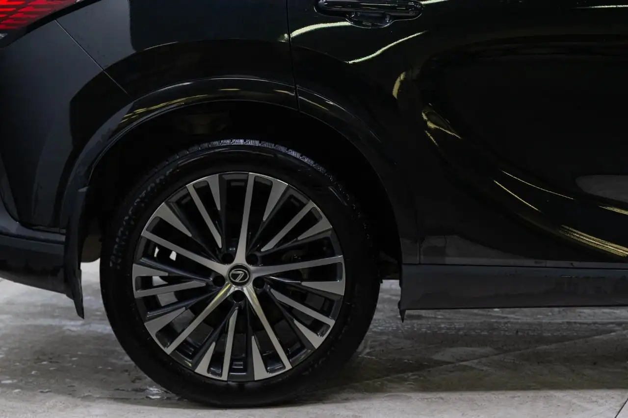 Lexus RX 350h - Image 10