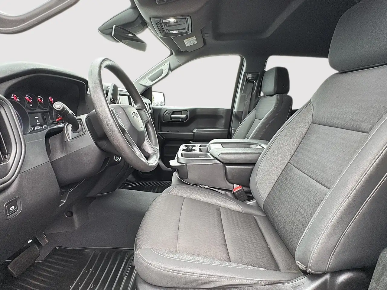 Chevrolet Silverado 1500 - Image 15