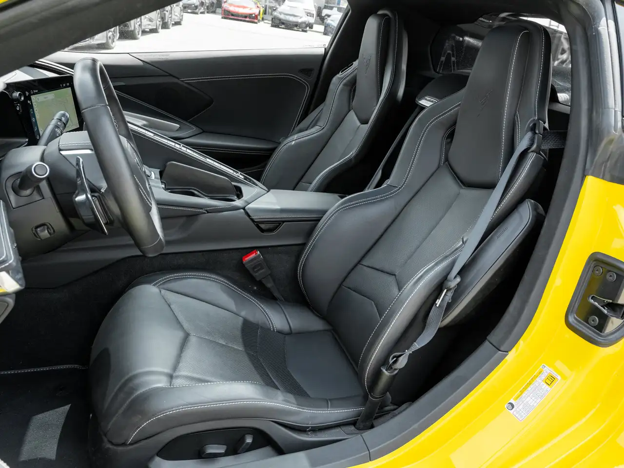 Chevrolet Corvette - Image 13