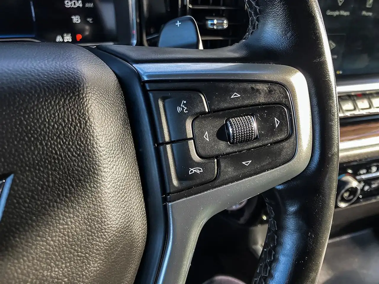 Chevrolet Silverado 1500 - Image 21