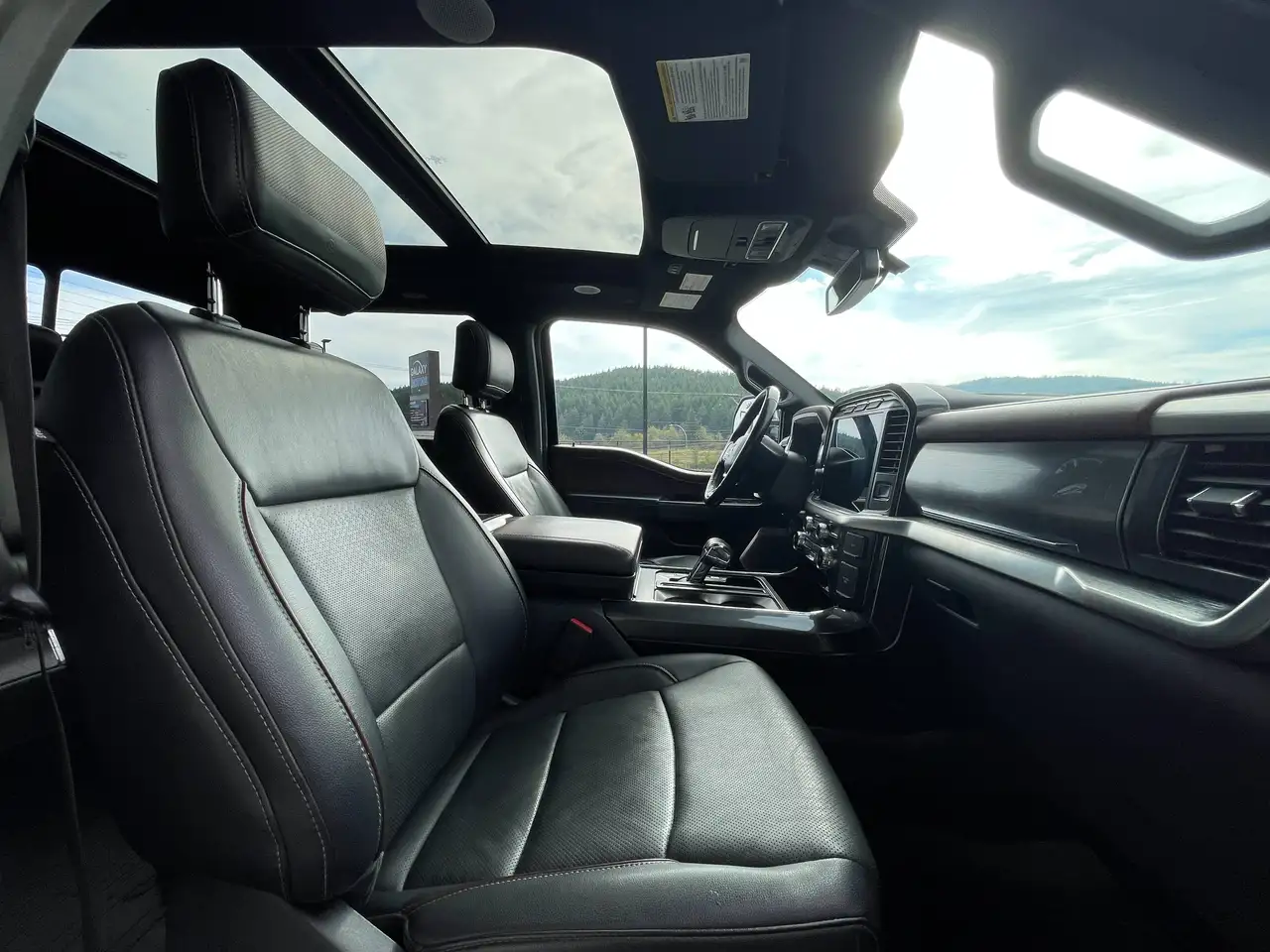 Ford F-150 - Image 26