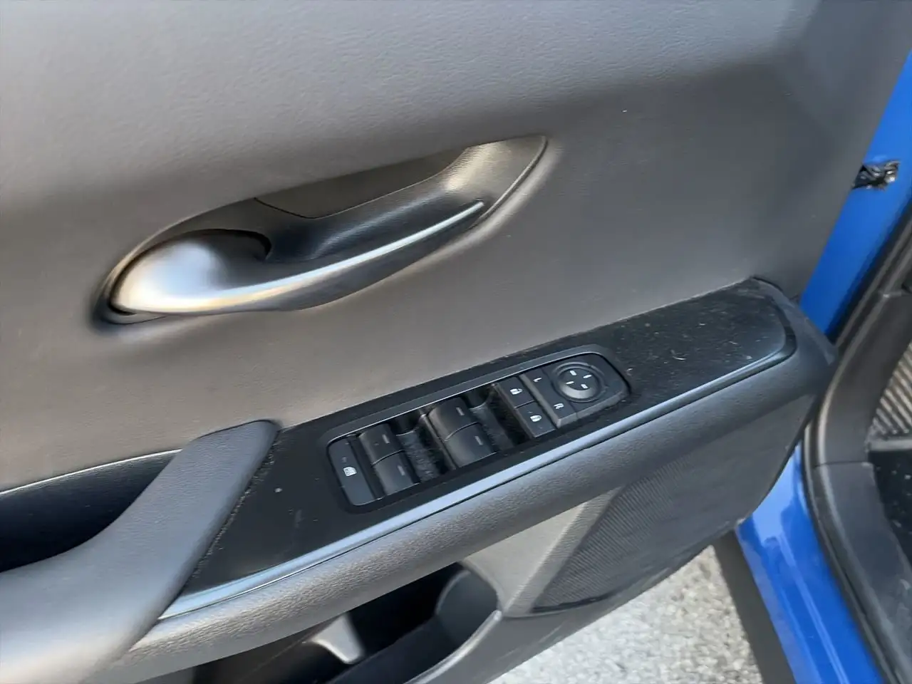 Lexus UX - Image 21