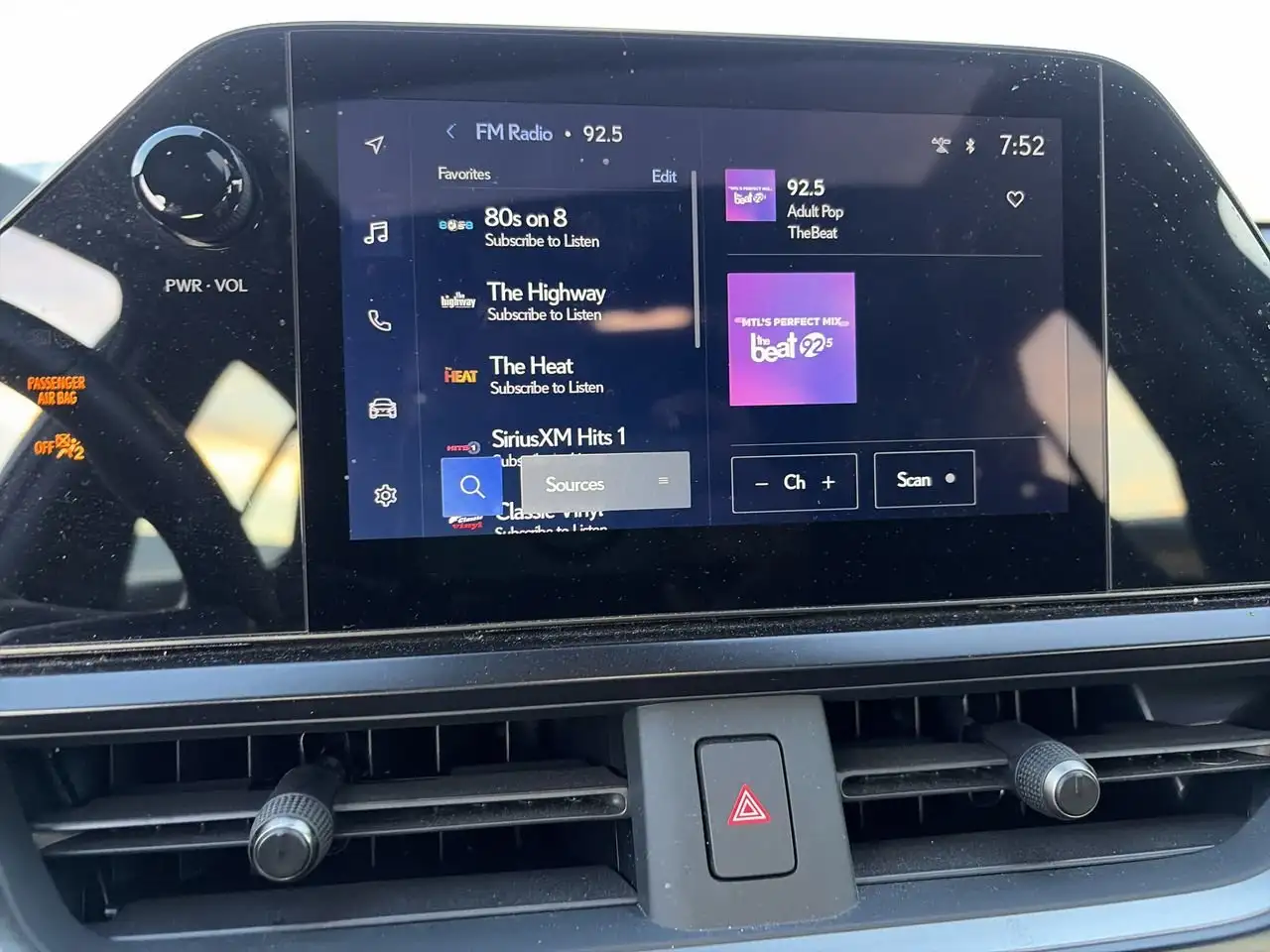 Lexus UX - Image 24