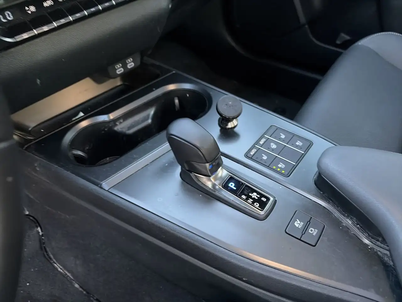 Lexus UX - Image 28