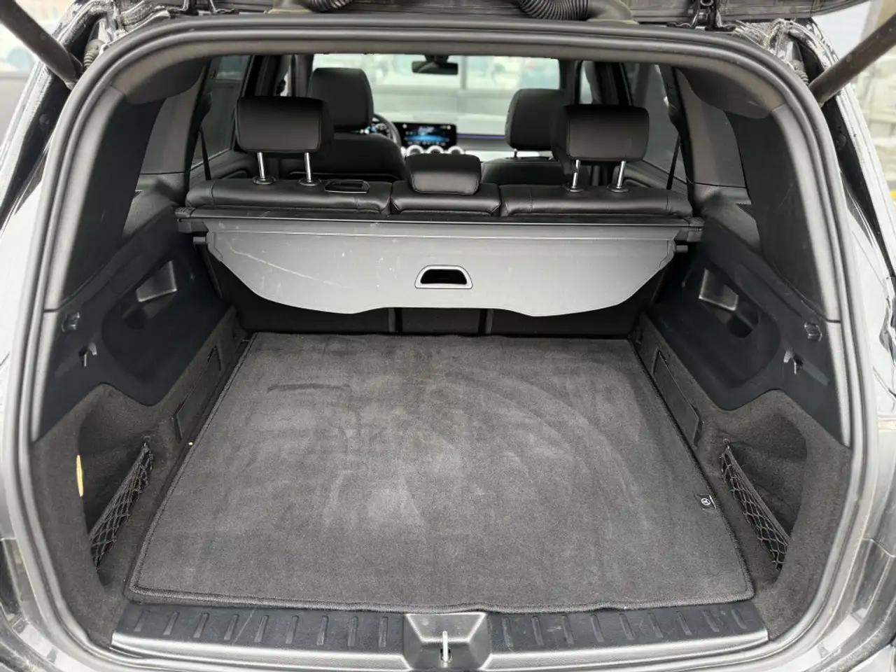 Mercedes-Benz GLB - Image 28