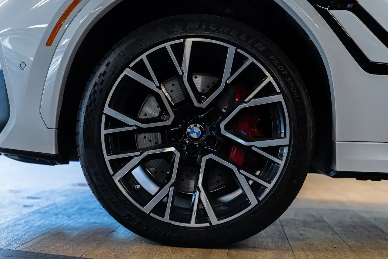 BMW X6 - Image 6