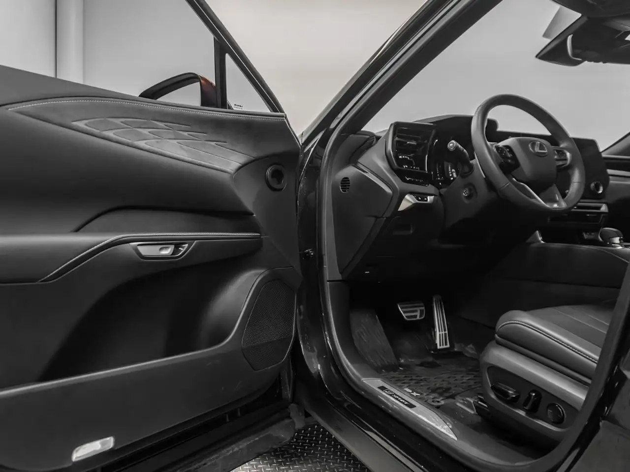 Lexus RX - Image 4