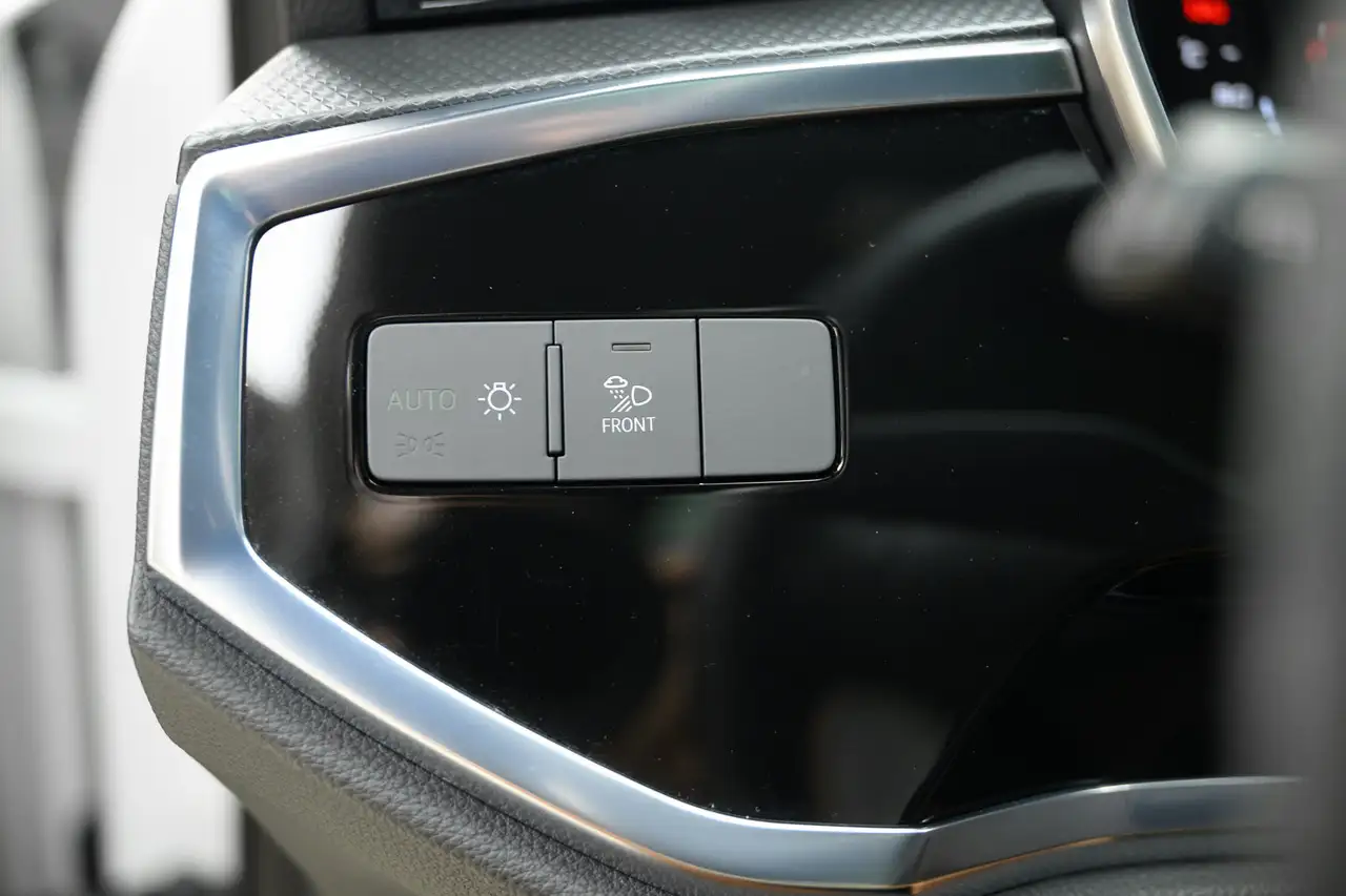Audi Q3 - Image 24