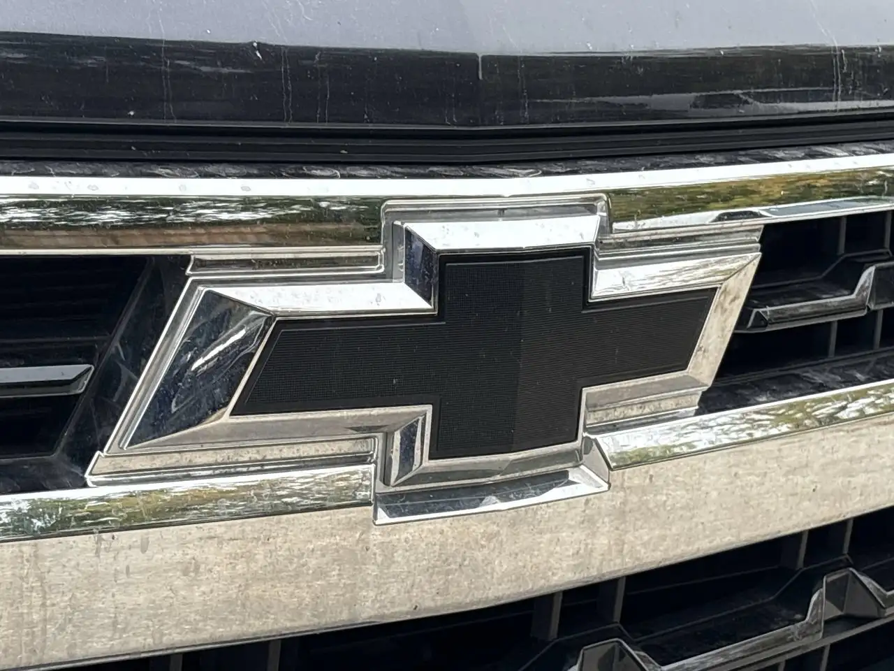 Chevrolet Silverado 1500 - Image 13