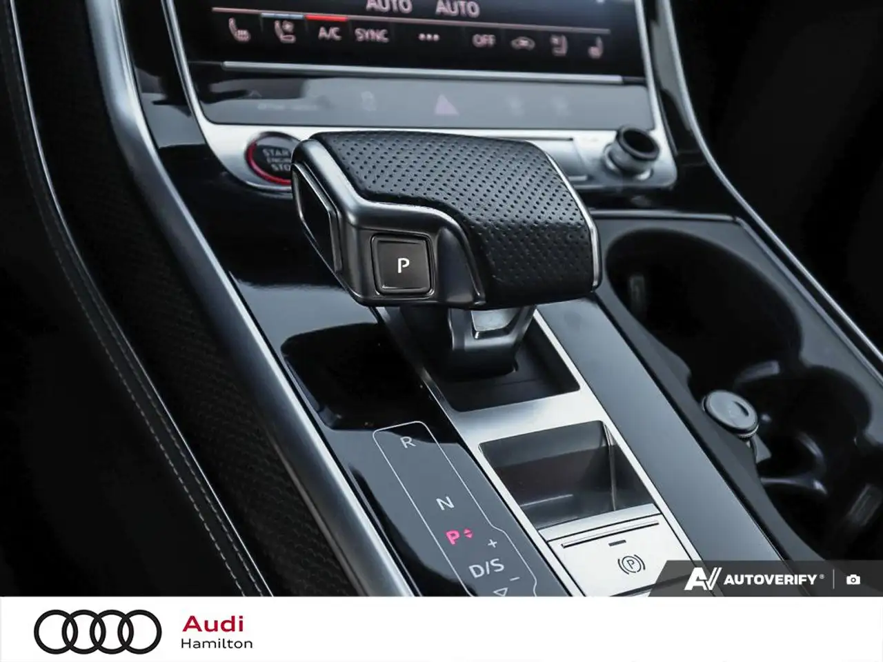 Audi SQ8 - Image 18