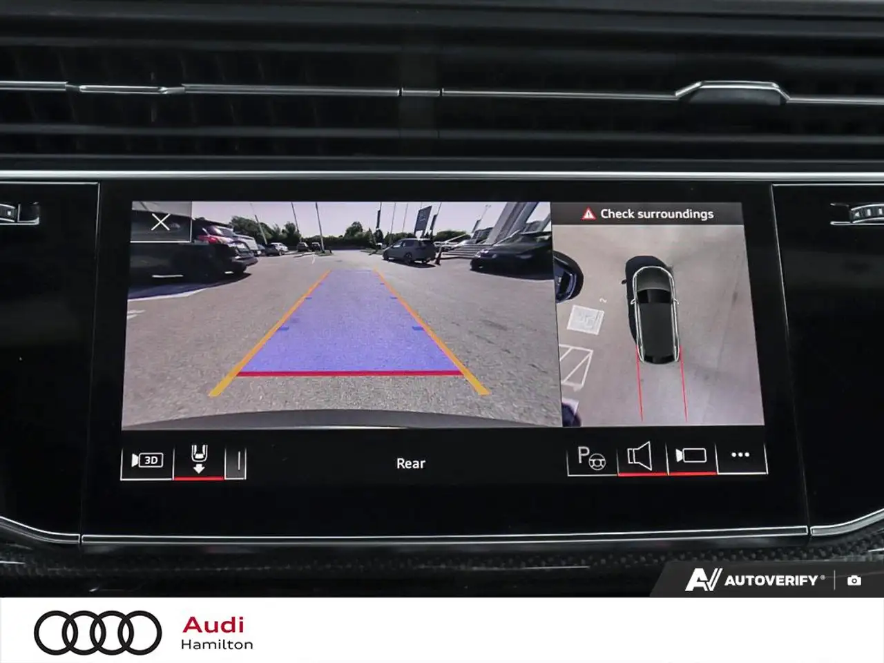 Audi SQ8 - Image 26